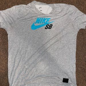 Nike SB t-shirt